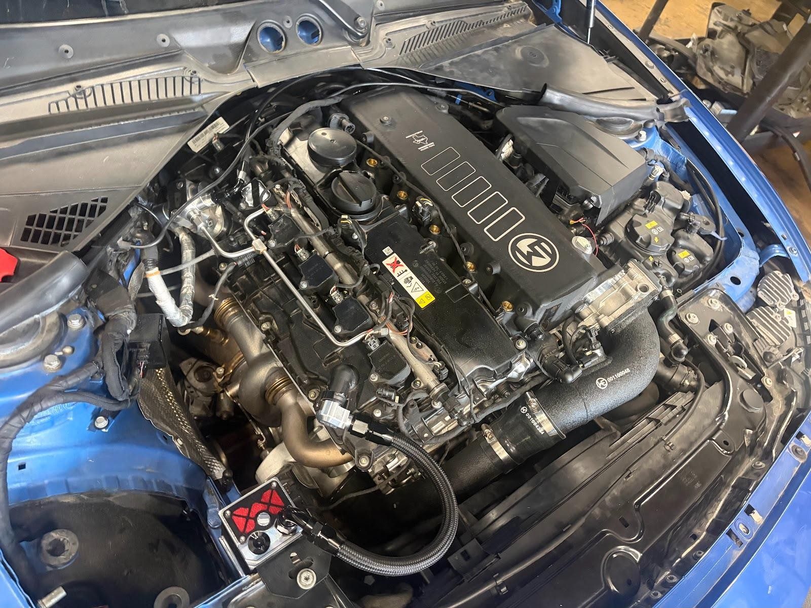 B58 engine bay with the WT intake manifold